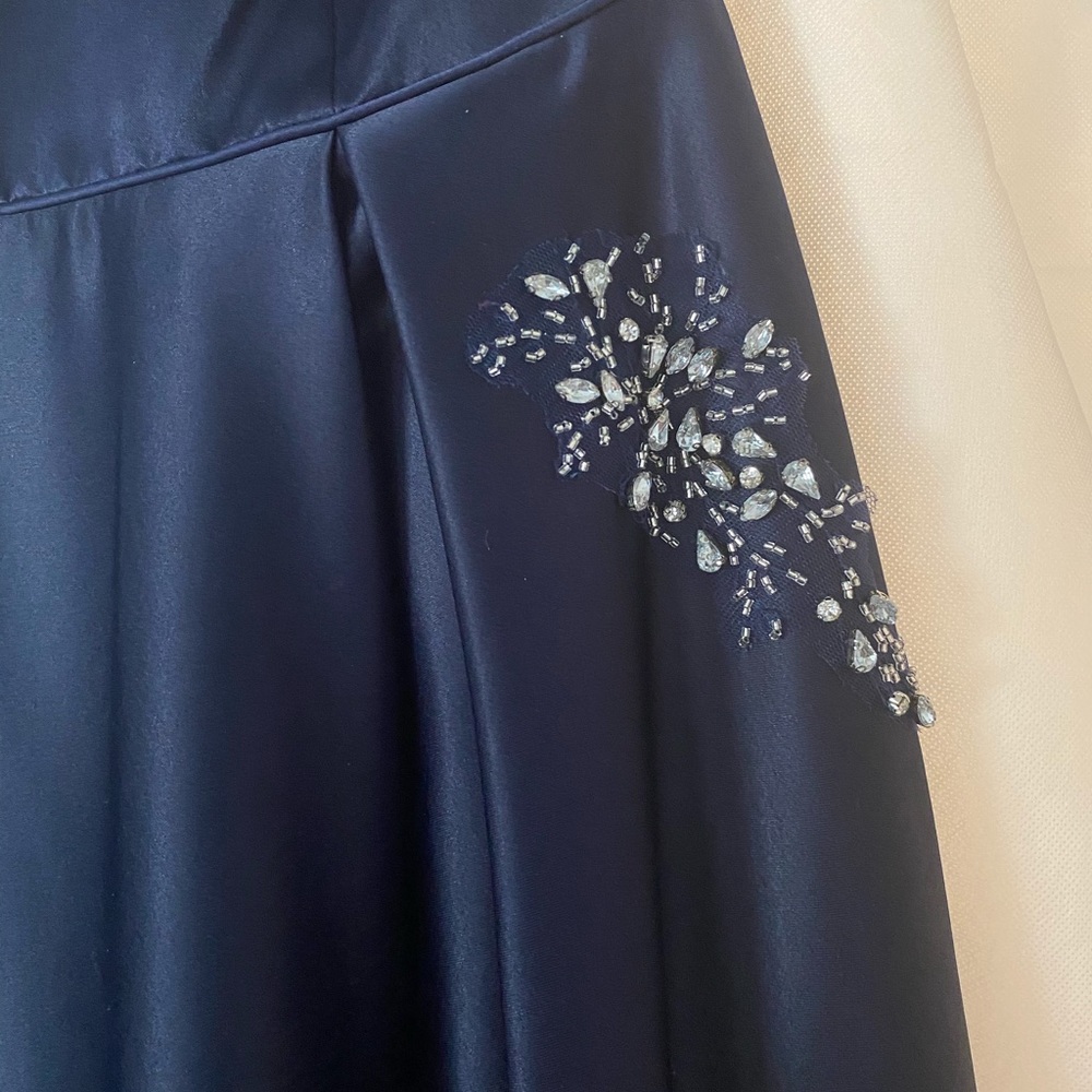 Grad dress - Picture 3 of 4